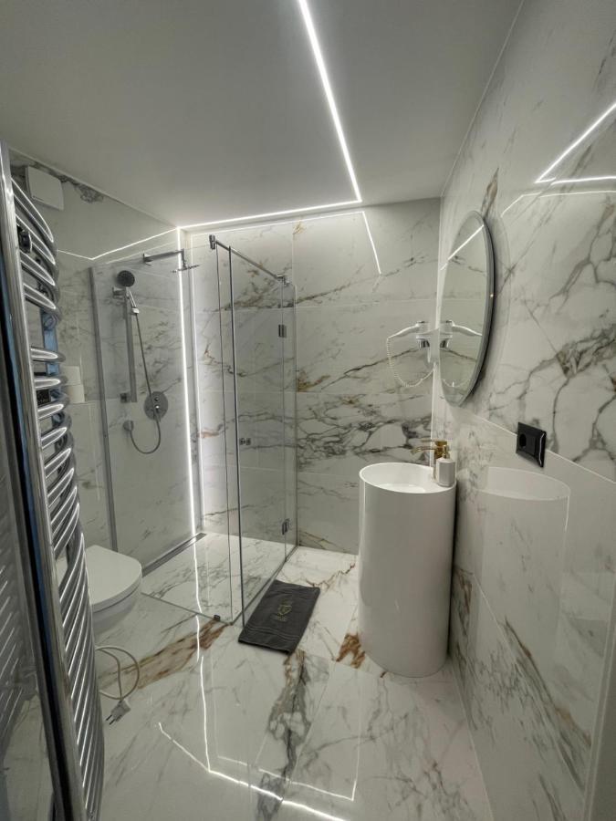 شقة Vip Jacuzzi Luxury بودابست المظهر الخارجي الصورة